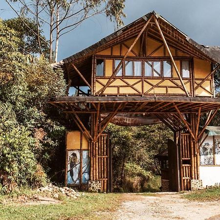 Hotel Guatape Adrianas Bambu Extérieur photo