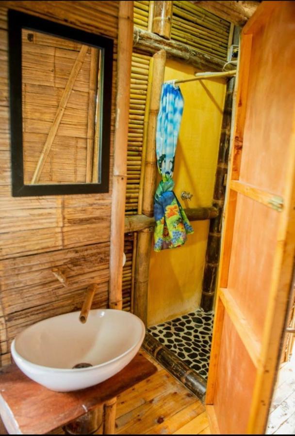 Hotel Guatape Adrianas Bambu Extérieur photo