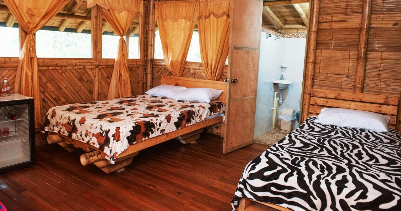 Hotel Guatape Adrianas Bambu Extérieur photo
