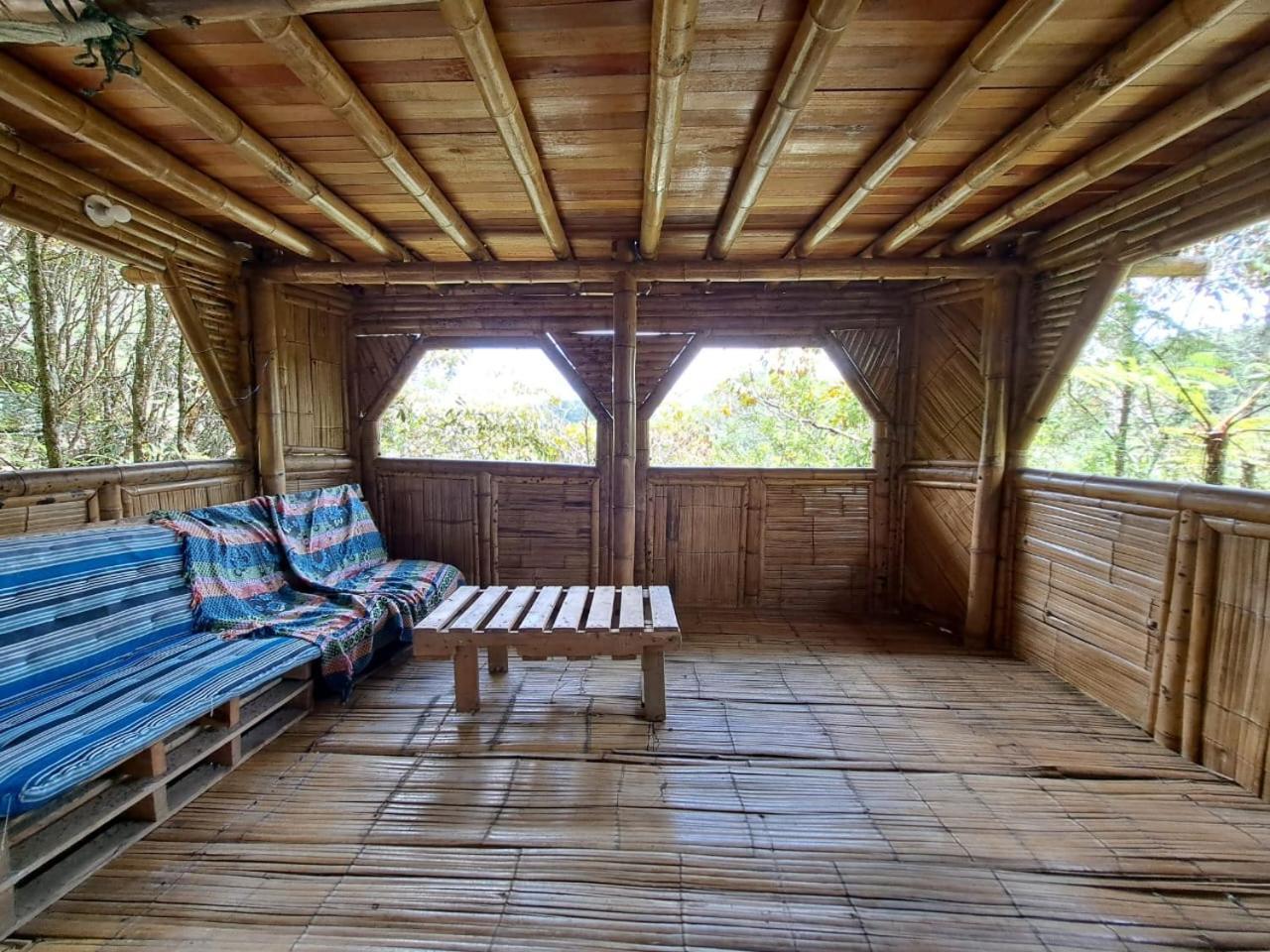 Hotel Guatape Adrianas Bambu Extérieur photo